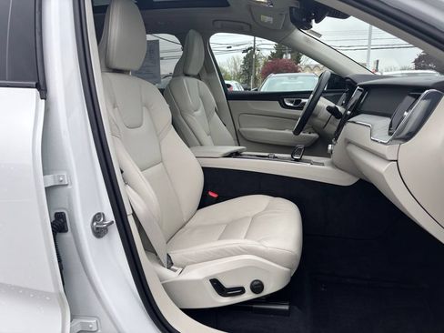Used 2024 Volvo XC60 T8 Plus w/ Climate Package AWD/4WD image 20