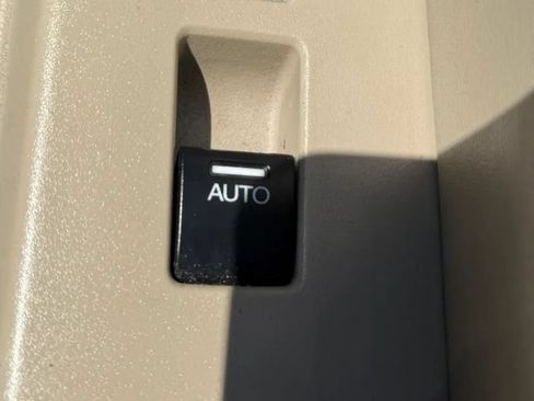 Used 2009 Honda Pilot EX-L image 38