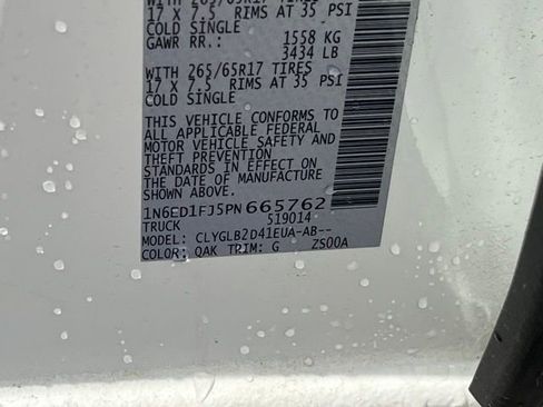 Used 2023 Nissan Frontier SV w/ Technology Package image 27