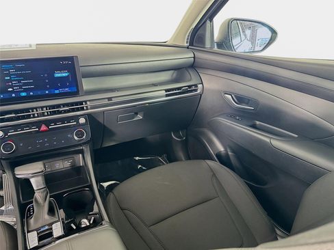 Used 2026 Hyundai Tucson SEL FWD image 23