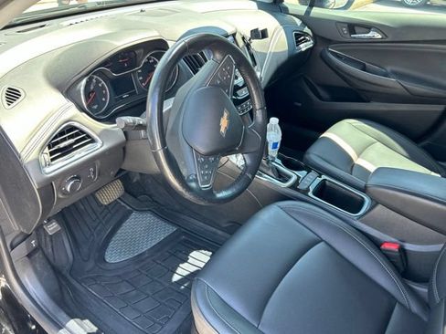 Used 2019 Chevrolet Cruze Premier w/ Sun And Sound Package FWD image 6