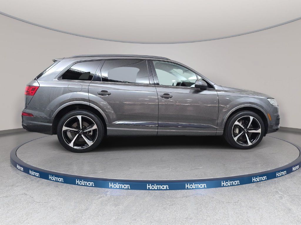 Used 2019 Audi Q7 3.0T Prestige AWD/4WD image 5
