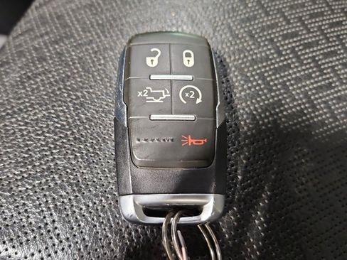 Used 2020 RAM 2500 Laramie image 27