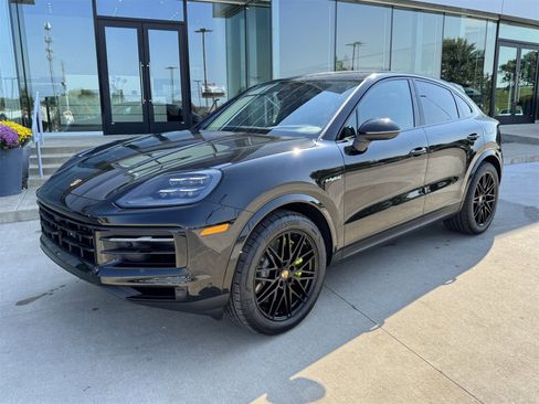 New 2026 Porsche Cayenne E-Hybrid Coupe image 1