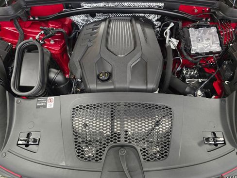 New 2026 Porsche Macan image 11