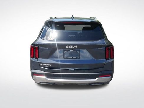 Used 2025 Kia Sorento SX FWD image 7