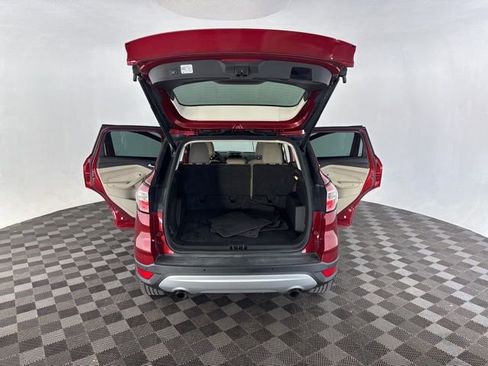 Used 2017 Ford Escape Titanium image 16