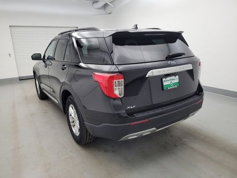 Used 2023 Ford Explorer XLT w/ Equipment Group 202A RWD image 5
