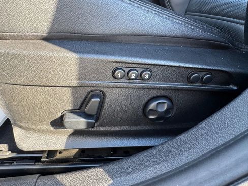 Used 2018 Alfa Romeo Giulia Ti Sport w/ Quick Order Package 22U Sport image 11