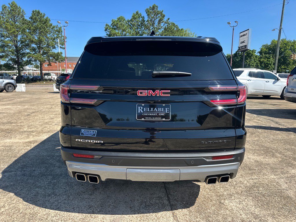 Used 2024 GMC Acadia Elevation w/ Luxury Package FWD image 5