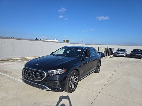 Used 2025 Mercedes-Benz E 450 4MATIC All-Terrain Wagon image 2