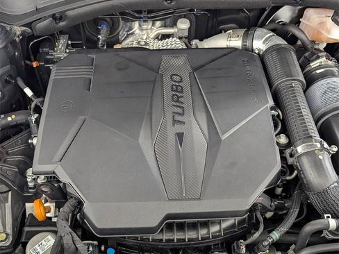 Used 2024 Hyundai Santa Fe Calligraphy image 10