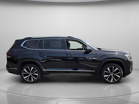 Used 2025 Volkswagen Atlas SEL Premium R-Line AWD/4WD image 6