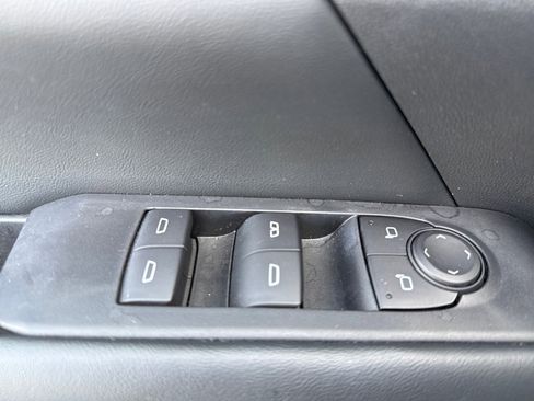 Used 2025 GMC Terrain Elevation image 26