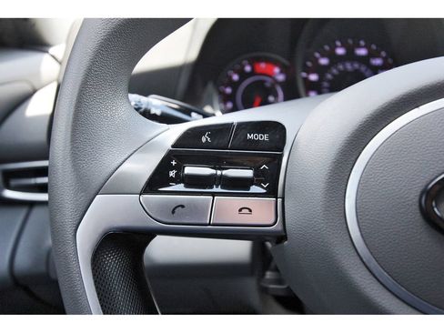 Used 2023 Hyundai Elantra SEL FWD image 17