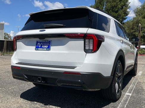 Used 2026 Ford Explorer ST-Line w/ ST-Line Street Pack image 54