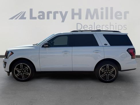 Used 2020 Ford Expedition Limited w/ Equipment Group 303A AWD/4WD image 2