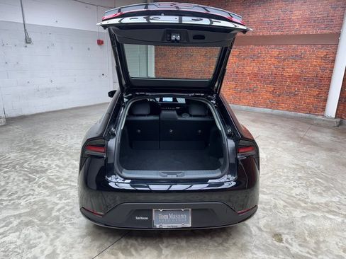 Used 2024 Toyota Prius LE image 26