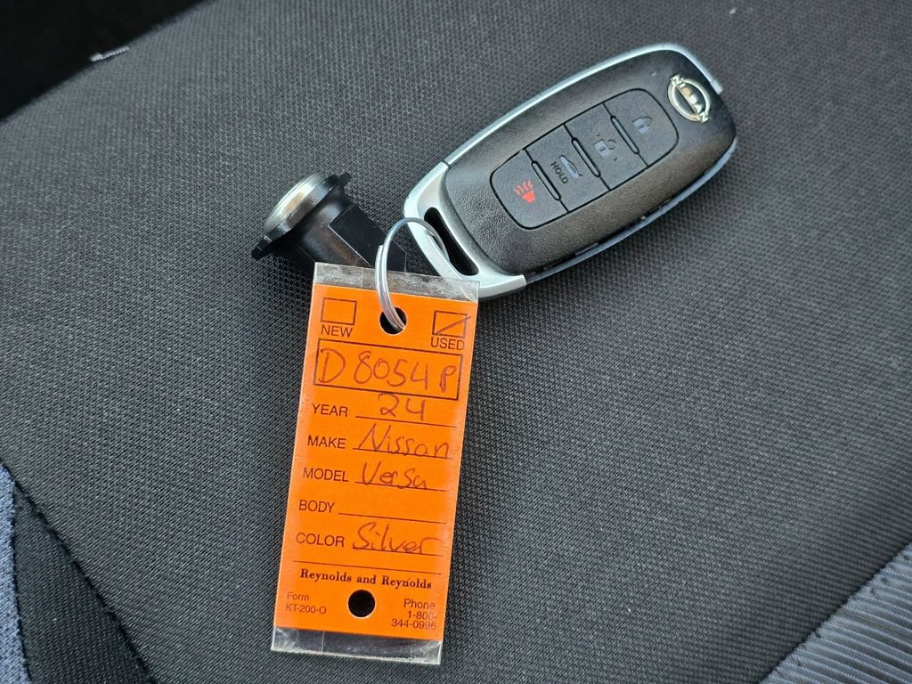 Used 2024 Nissan Versa SV FWD image 33