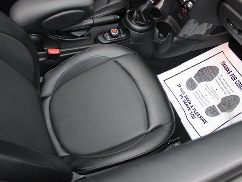 Used 2018 MINI Cooper Convertible FWD image 13