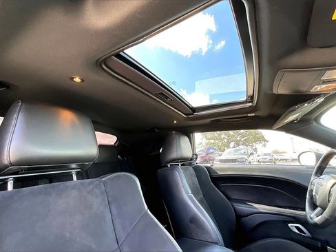 Used 2022 Dodge Challenger R/T w/ Plus Package image 22