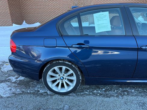 Used 2011 BMW 328i xDrive Sedan image 14