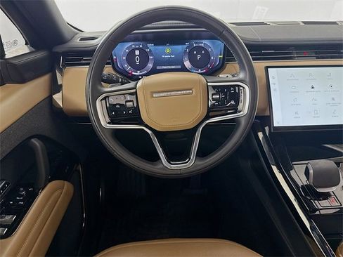 Used 2024 Land Rover Range Rover Sport SE image 25