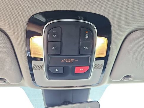 Used 2023 Hyundai Santa Fe SEL AWD/4WD image 32