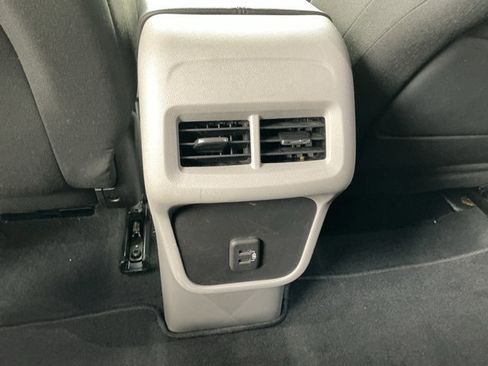 Used 2023 GMC Terrain SLE w/ Driver Convenience Package image 26