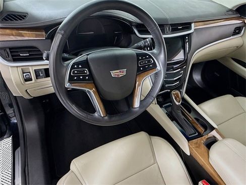 Used 2018 Cadillac XTS Luxury image 7