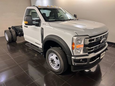 New 2025 Ford F550 4x4 Regular Cab Super Duty image 1
