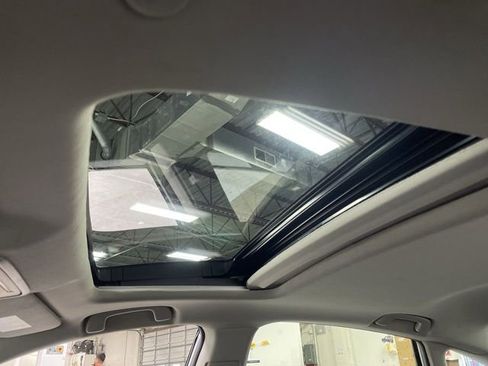 Used 2024 Honda Accord EX image 22