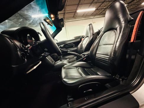 Used 2001 Porsche 911 Carrera RWD image 18