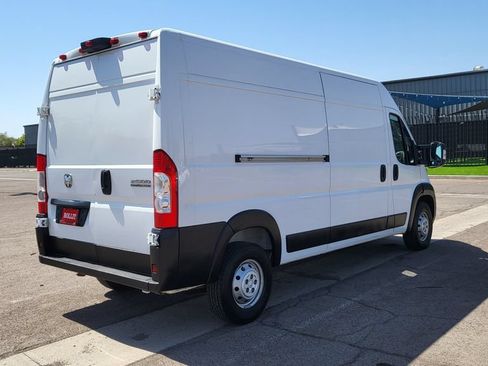 Used 2023 RAM ProMaster 2500 FWD image 11