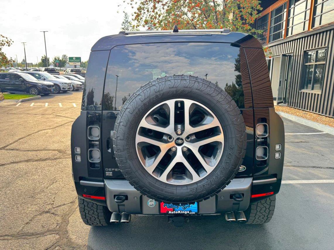 Used 2023 Land Rover Defender 110 Carpathian Edition AWD/4WD image 4