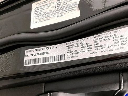 Used 2022 Jeep Grand Cherokee L Overland w/ Luxury Tech Group IV AWD/4WD image 42