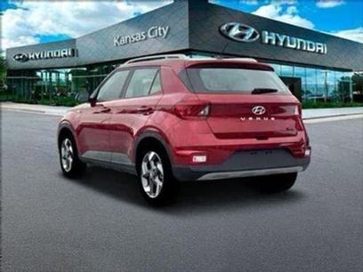 New 2025 Hyundai Venue SEL