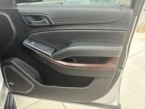 Used 2019 GMC Yukon XL SLT AWD/4WD image 22