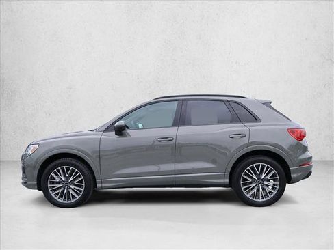 Used 2023 Audi Q3 2.0T Premium w/ Convenience Package AWD/4WD image 10