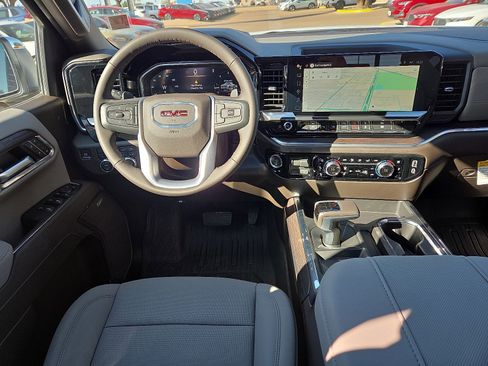 New 2026 GMC Sierra 1500 SLT image 8