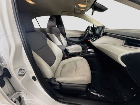 Used 2022 Toyota Corolla L FWD image 28
