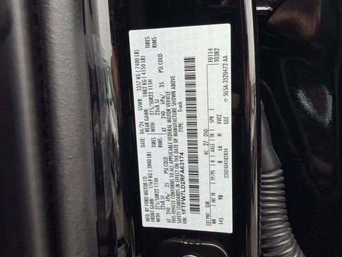 Certified 2024 Ford F150 Platinum w/ Equipment Group 702A High AWD/4WD image 35