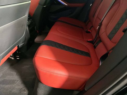 Used 2025 BMW X6 M Competition AWD/4WD image 30