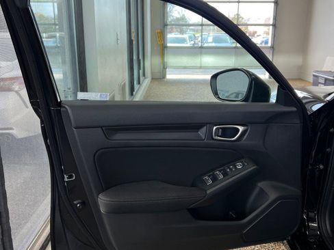 New 2026 Honda Civic Sport image 17