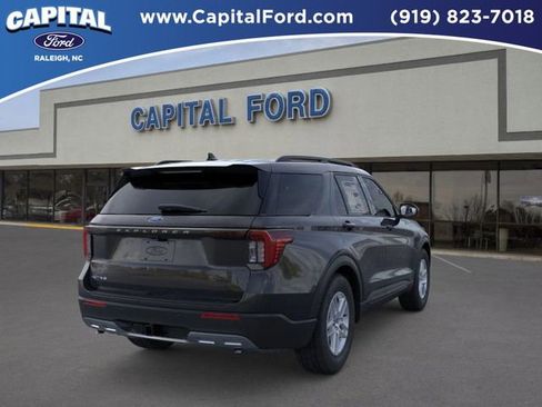 New 2026 Ford Explorer Active image 8