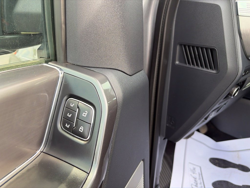 Used 2023 Ford F150 4x4 SuperCrew image 11