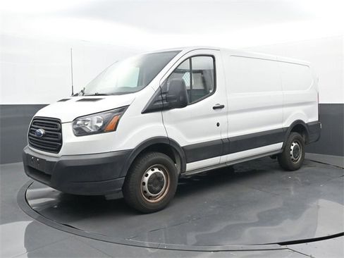 Used 2019 Ford Transit 250 130 Low Roof image 8