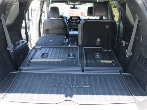 Used 2024 Nissan Pathfinder Rock Creek AWD/4WD image 34