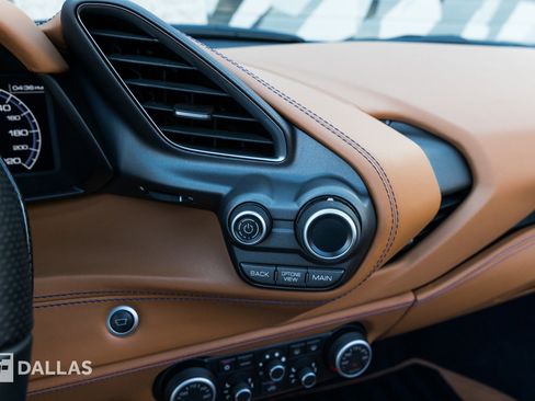 Used 2019 Ferrari 488 Spider image 26