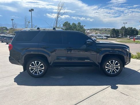 Used 2025 Toyota 4Runner Limited w/ Tow Technology Package AWD/4WD image 10